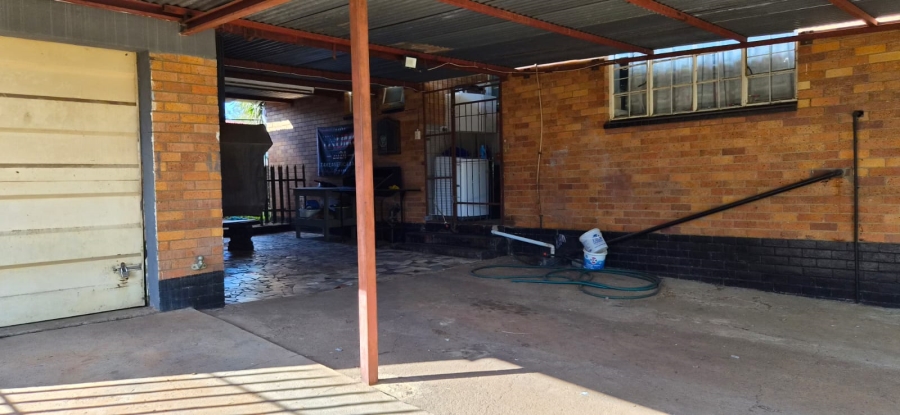 3 Bedroom Property for Sale in Stilfontein Ext 1 North West